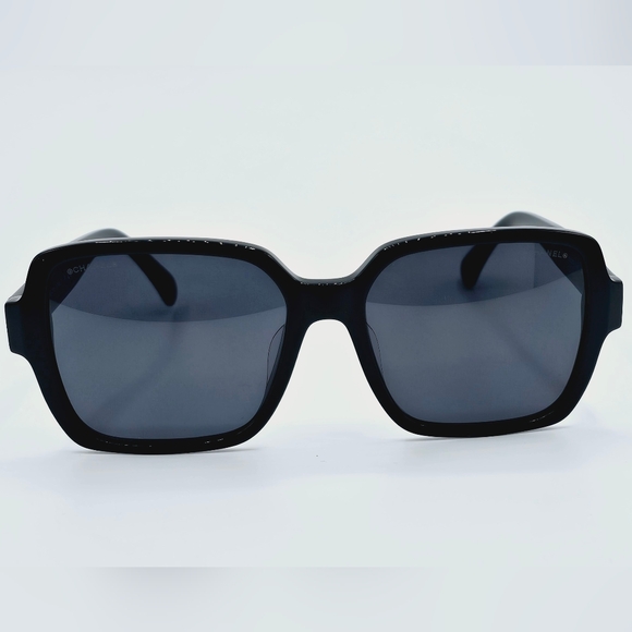 CHANEL SUNGLASSES WHITE LOGO BLACK FRAME CH5408-A C.1026/S4 56-17 - Picture 7 of 13